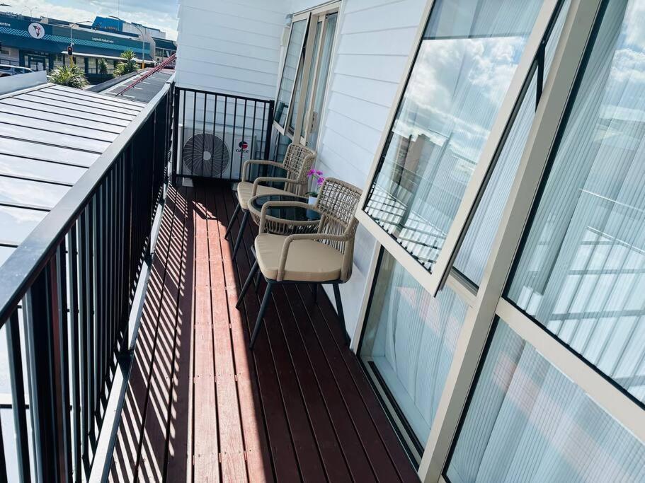 Otahuhu Town Centre Brand New Apartment 8B Auckland Exteriör bild